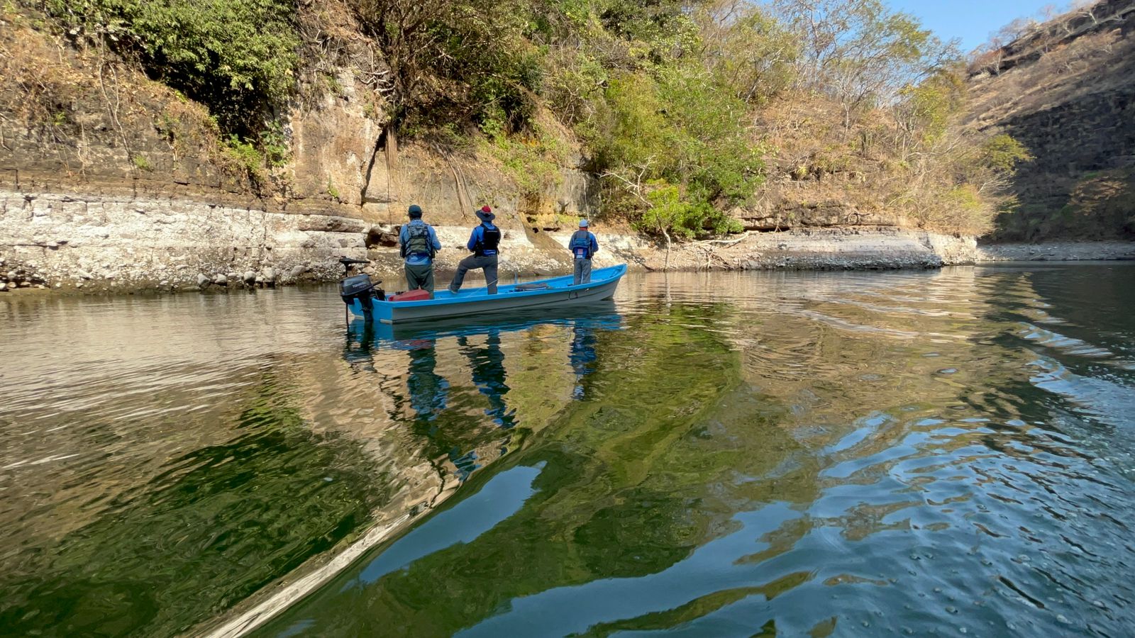 Sembrará Compesca medio millón de crías de tilapia en presa Francisco J. Múgica Sembrará Compesca medio millón de crías de tilapia en presa Francisco J. Múgica