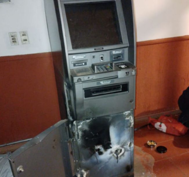 Detiene en flagrancia a 3 hombres tras intentar robar un cajero automático