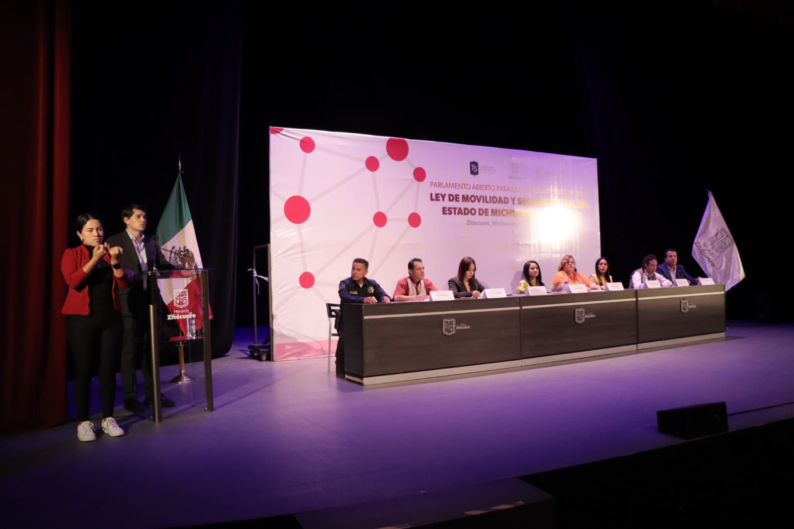 La movilidad en Zitácuaro será un derecho ineludible: Toño Ixtláhuac