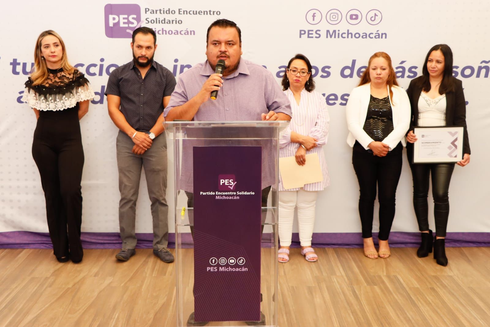 “Tavito” Chávez nuevo Coordinador Estatal de Alcaldes del PES “Tavito” Chávez nuevo Coordinador Estatal de Alcaldes del PES
