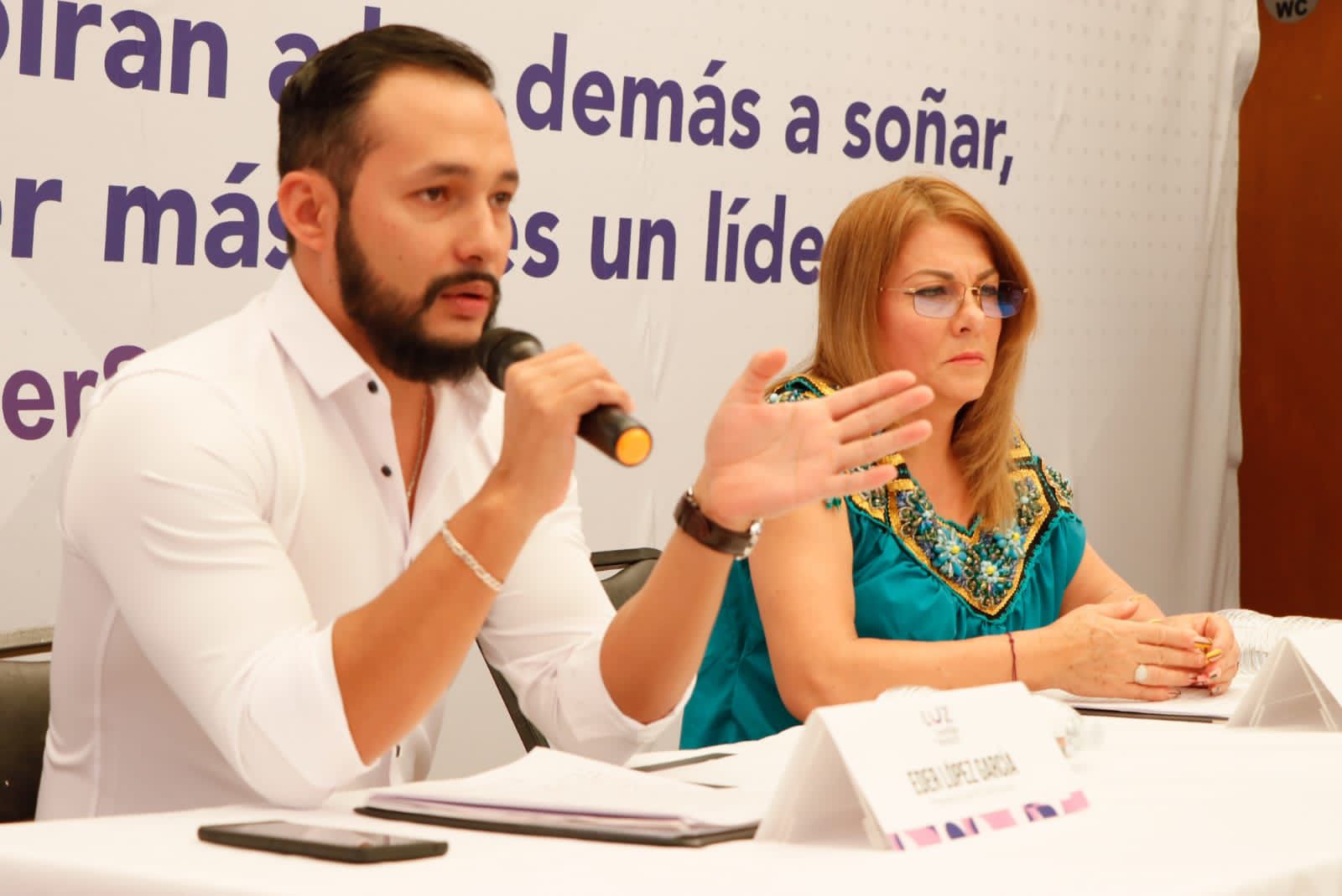 El pensar diferente no te convierte en una persona fóbica: PES El pensar diferente no te convierte en una persona fóbica: PES