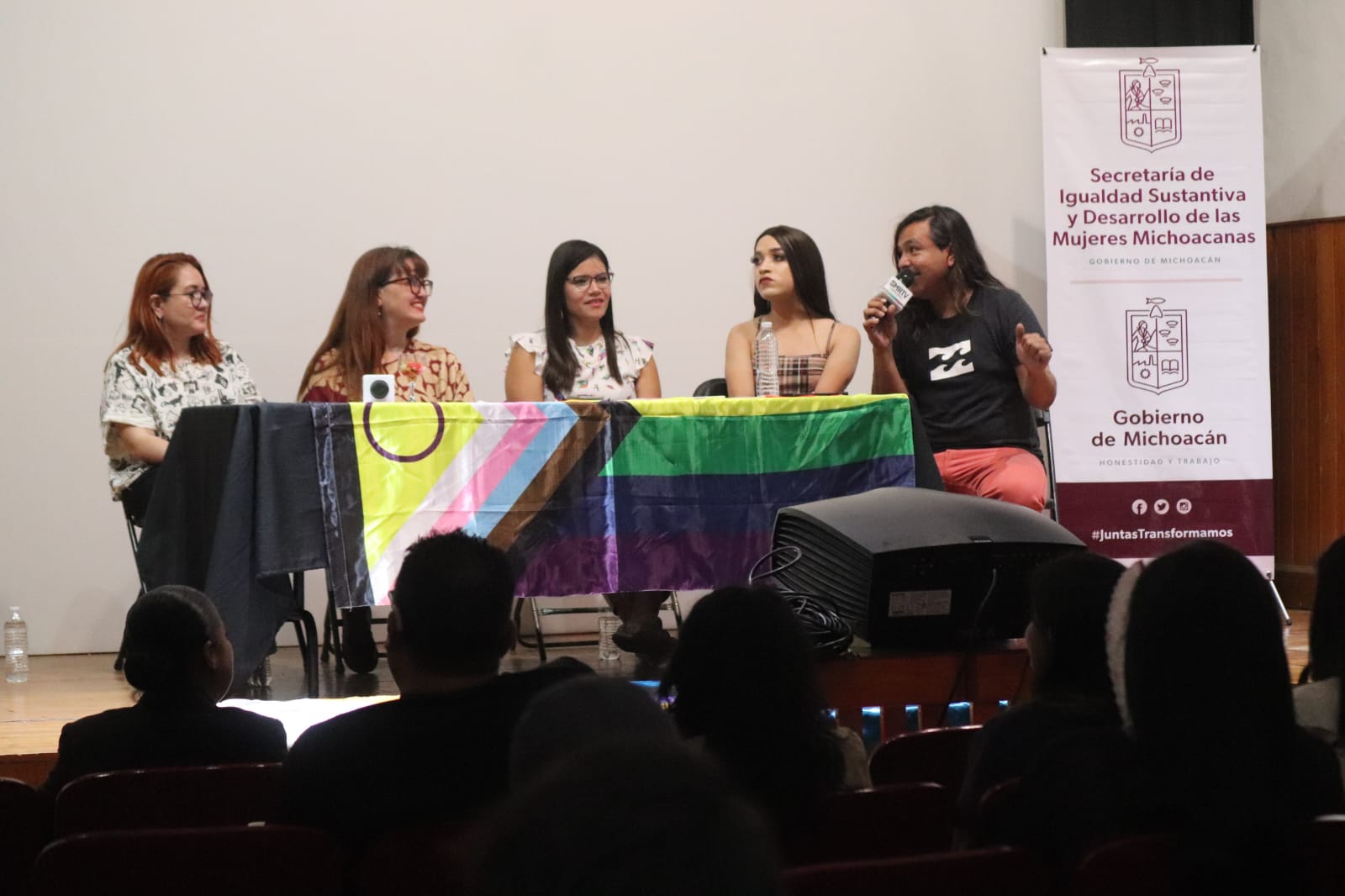 Llama Seimujer a respetar derechos de mujeres lesbianas, bisexuales y trans