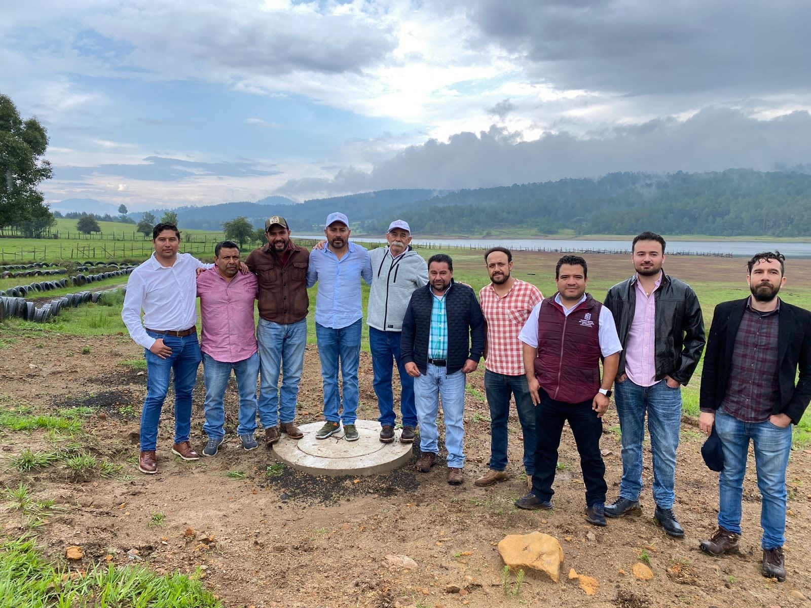 Supervisan trabajos en la presa Mata de Pinos