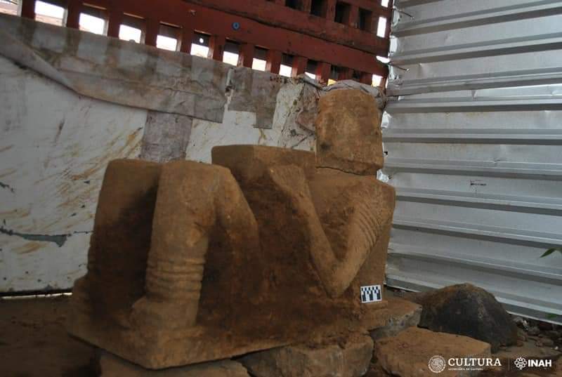 El INAH localiza una escultura prehispánica de Chac Mool en Pátzcuaro, Michoacán