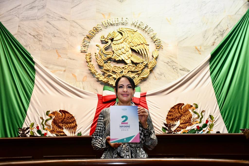 Entrega Lupita Díaz Chagolla segundo informe legislativo