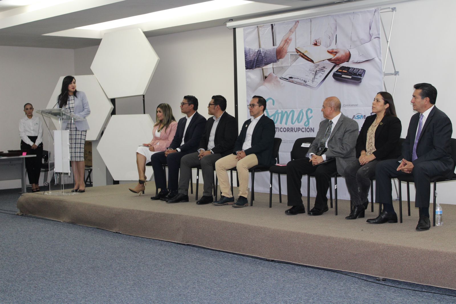 Sistema  Anticorrupción de Michoacán, primero del país en certificarse en Estándar de Competencia 1399