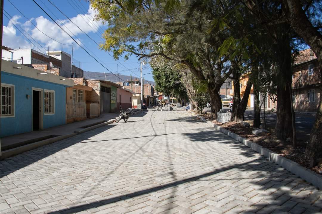 Mejora de vialidades en Tangancícuaro