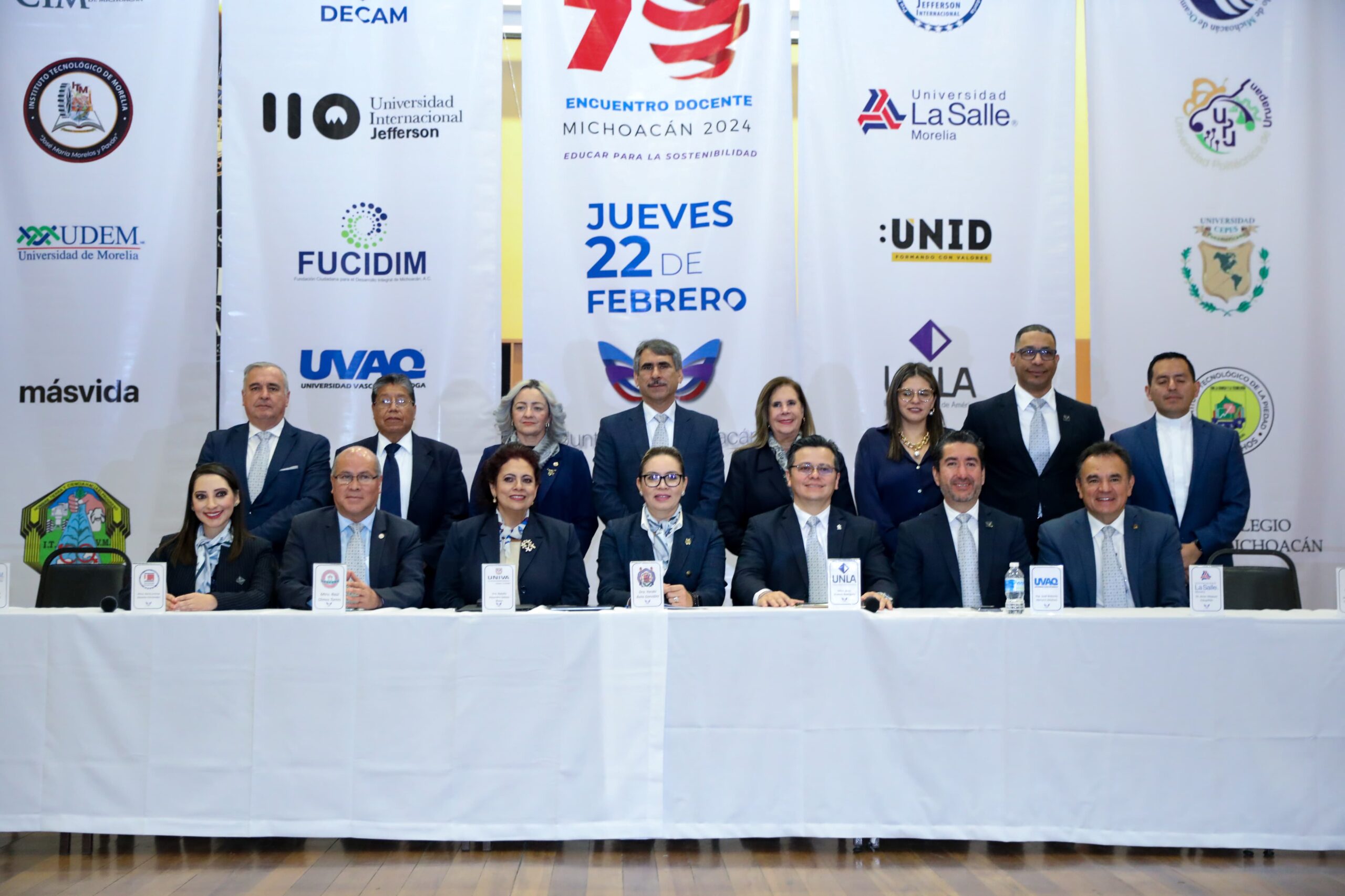 En puerta, Séptimo Encuentro Docente “Educar para la sostenibilidad”