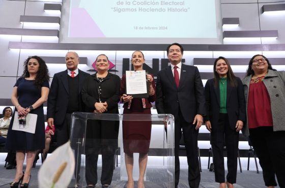 Recibe INE solicitud de registro de candidatura presidencial de la coalición “Sigamos Haciendo Historia”