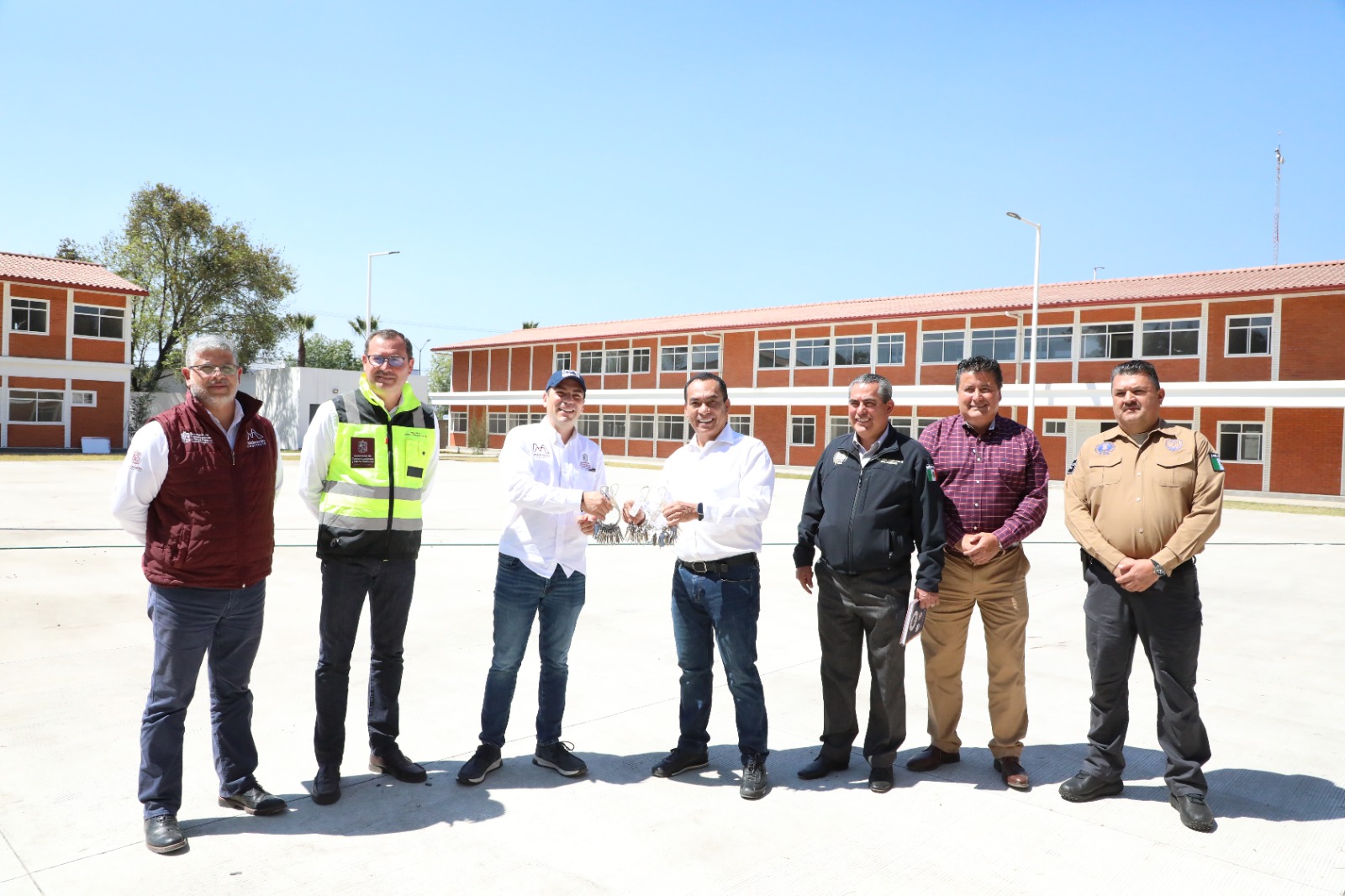 Recibe Fiscalía General llaves del Complejo Sentimientos de la Nación