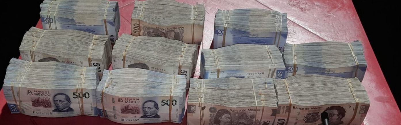 Guardia Civil detiene a hombre con más de 2.75 mdp Guardia Civil detiene a hombre con más de 2.75 mdp