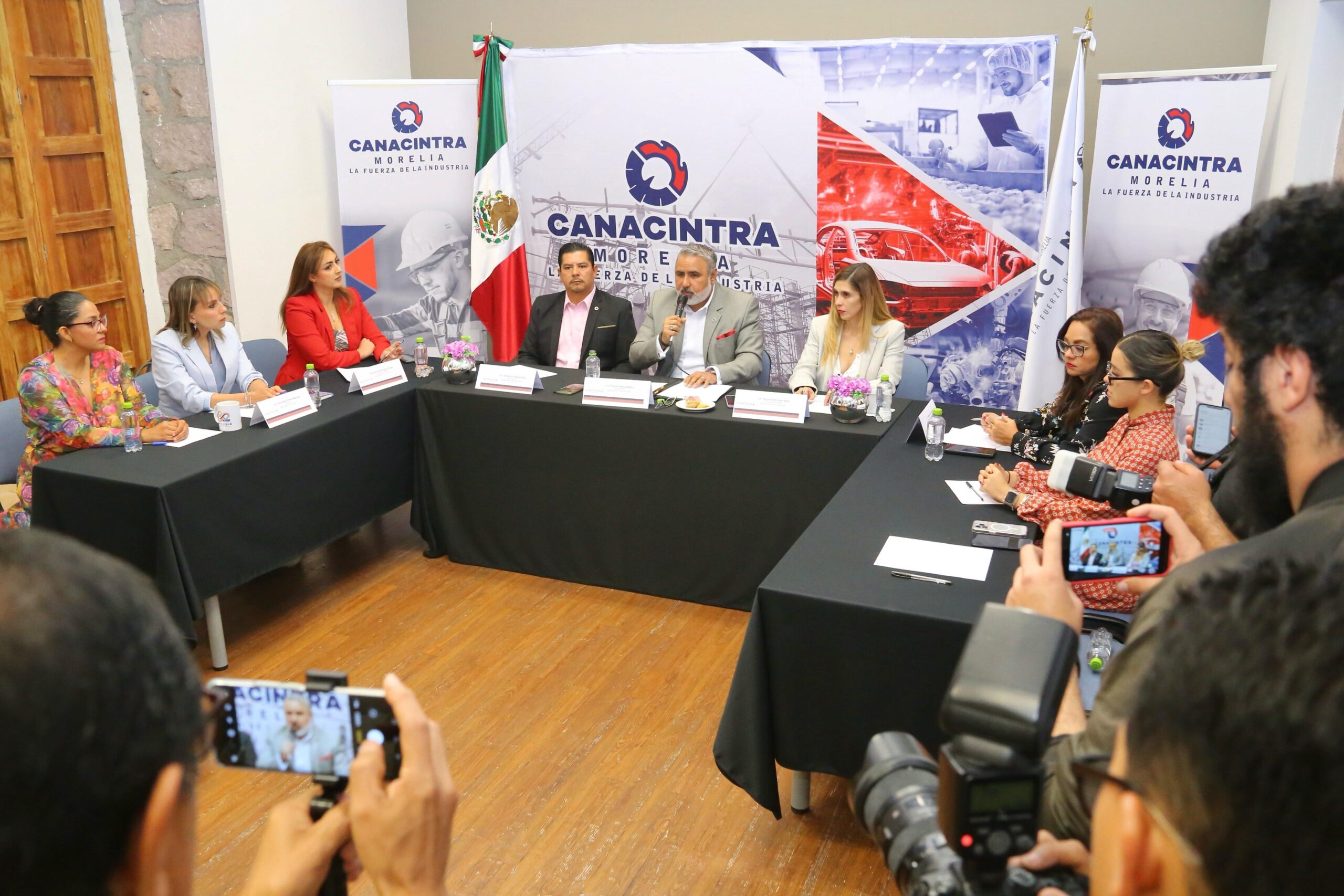 Presenta Aramis Sosa plan de trabajo al frente de Canacintra Morelia