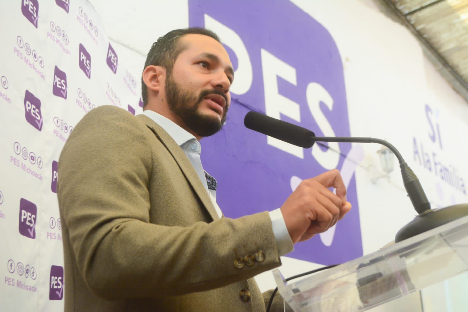 PES prioriza proyecto local, lo federal queda en segundo orden