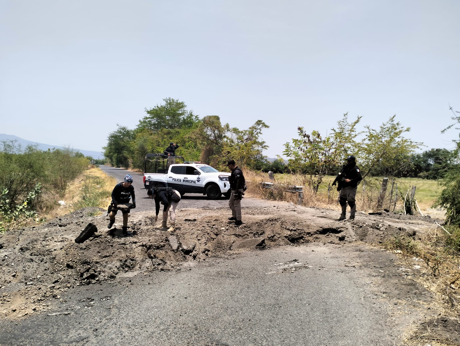 Restablecen circulación en tramo La Ruana-Punta de Agua, militares, GN y SSP