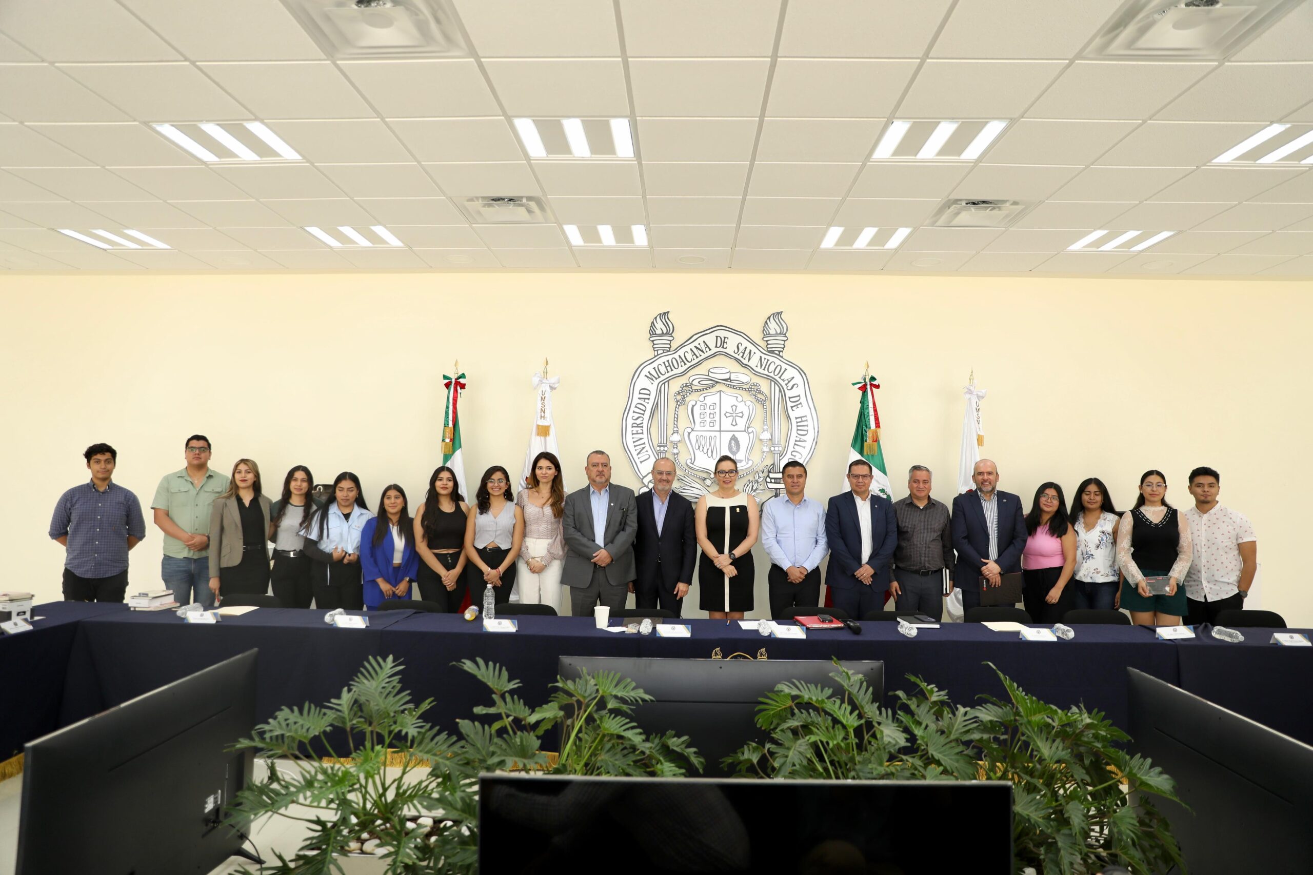 UMSNH y Banorte brindan herramientas a estudiantes nicolaitas para su crecimiento profesional