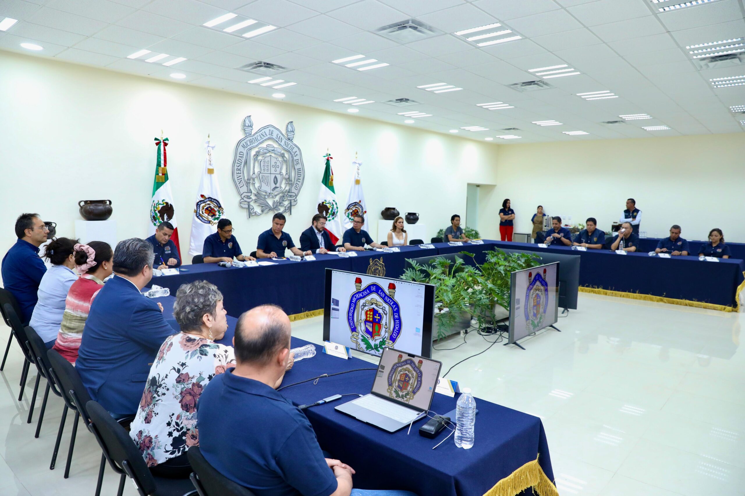 Con transparencia, UMSNH presenta resultados del examen de ingreso a carreras del área de la Salud Con transparencia, UMSNH presenta resultados del examen de ingreso a carreras del área de la Salud