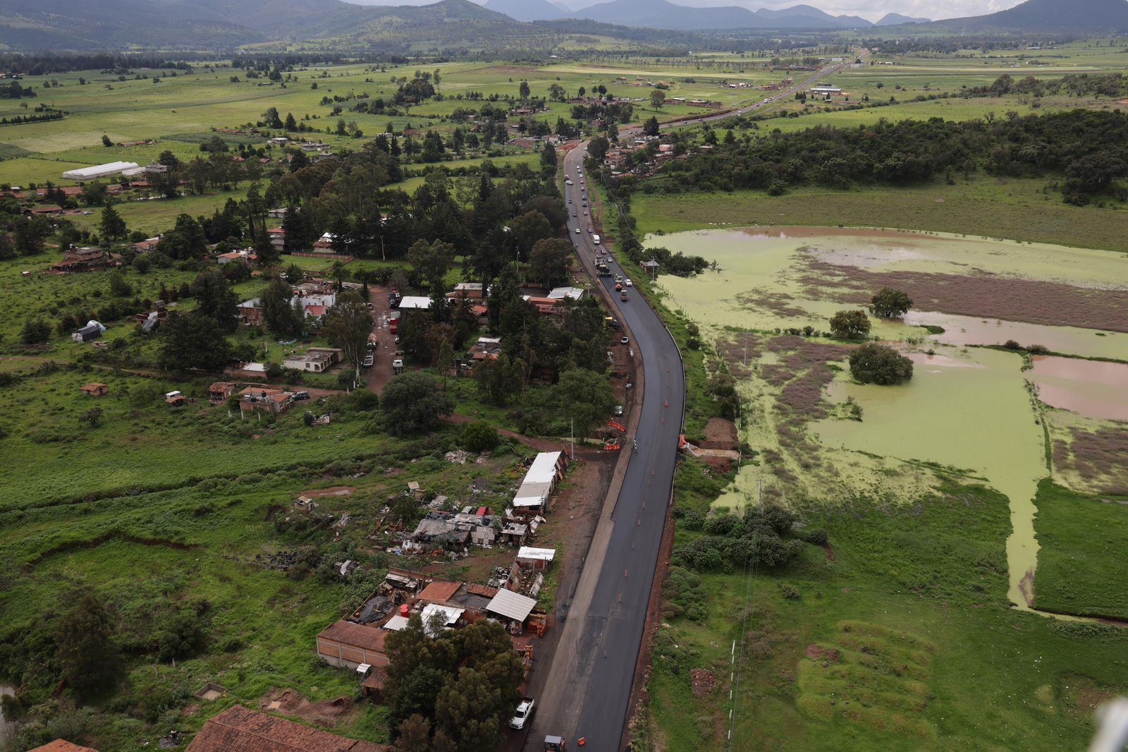 Avanza construcción de la autopista Maravatío-Zitácuaro