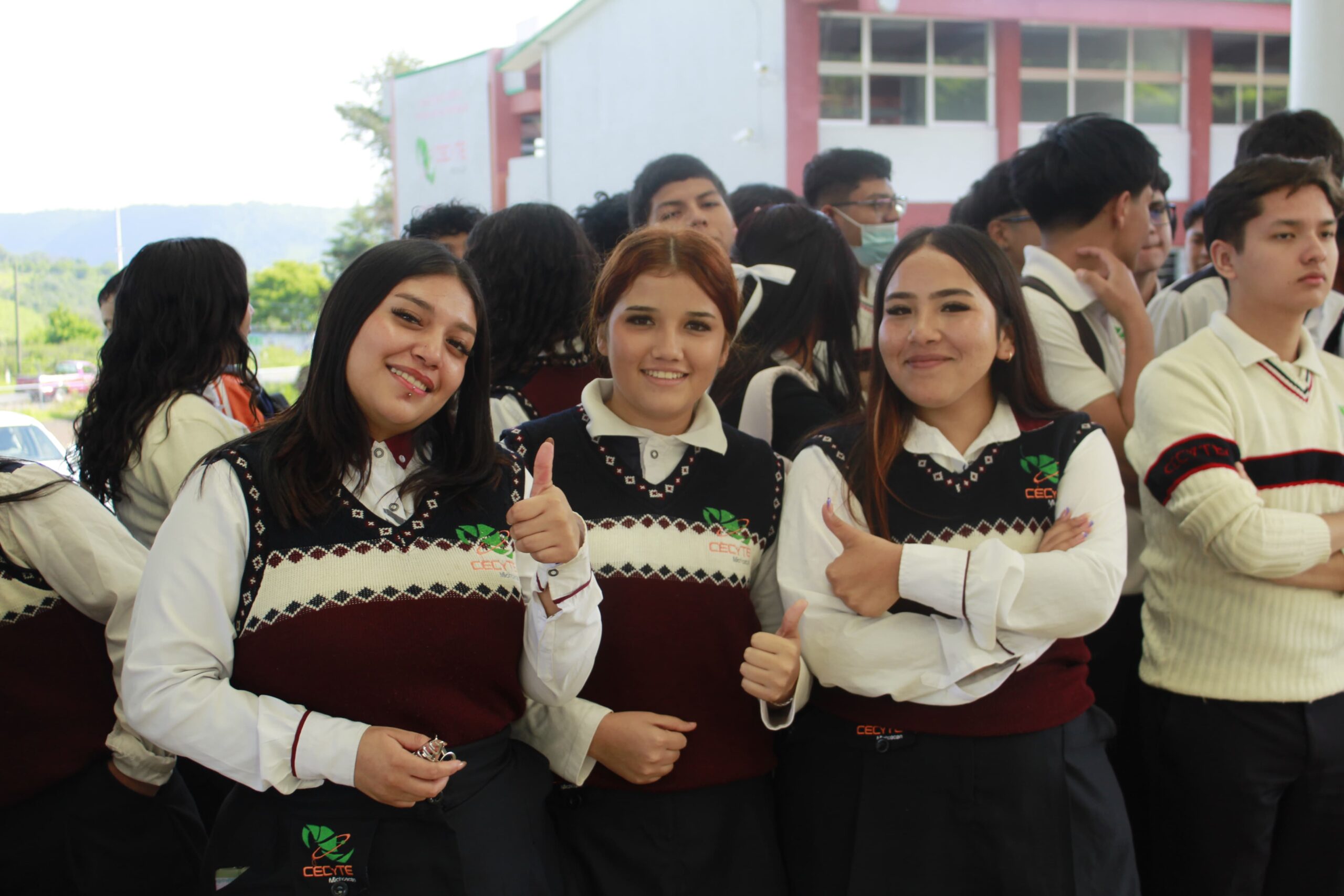 Cecytem inicia ciclo escolar con más de 9 mil estudiantes de nuevo ingreso