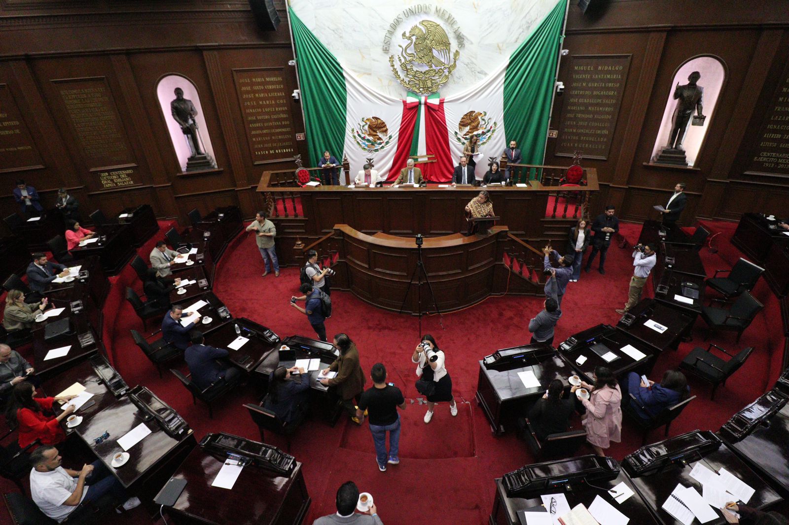 Por Ley, patrones deberán garantizar a trabajadores el acceso a vivienda Por Ley, patrones deberán garantizar a trabajadores el acceso a vivienda