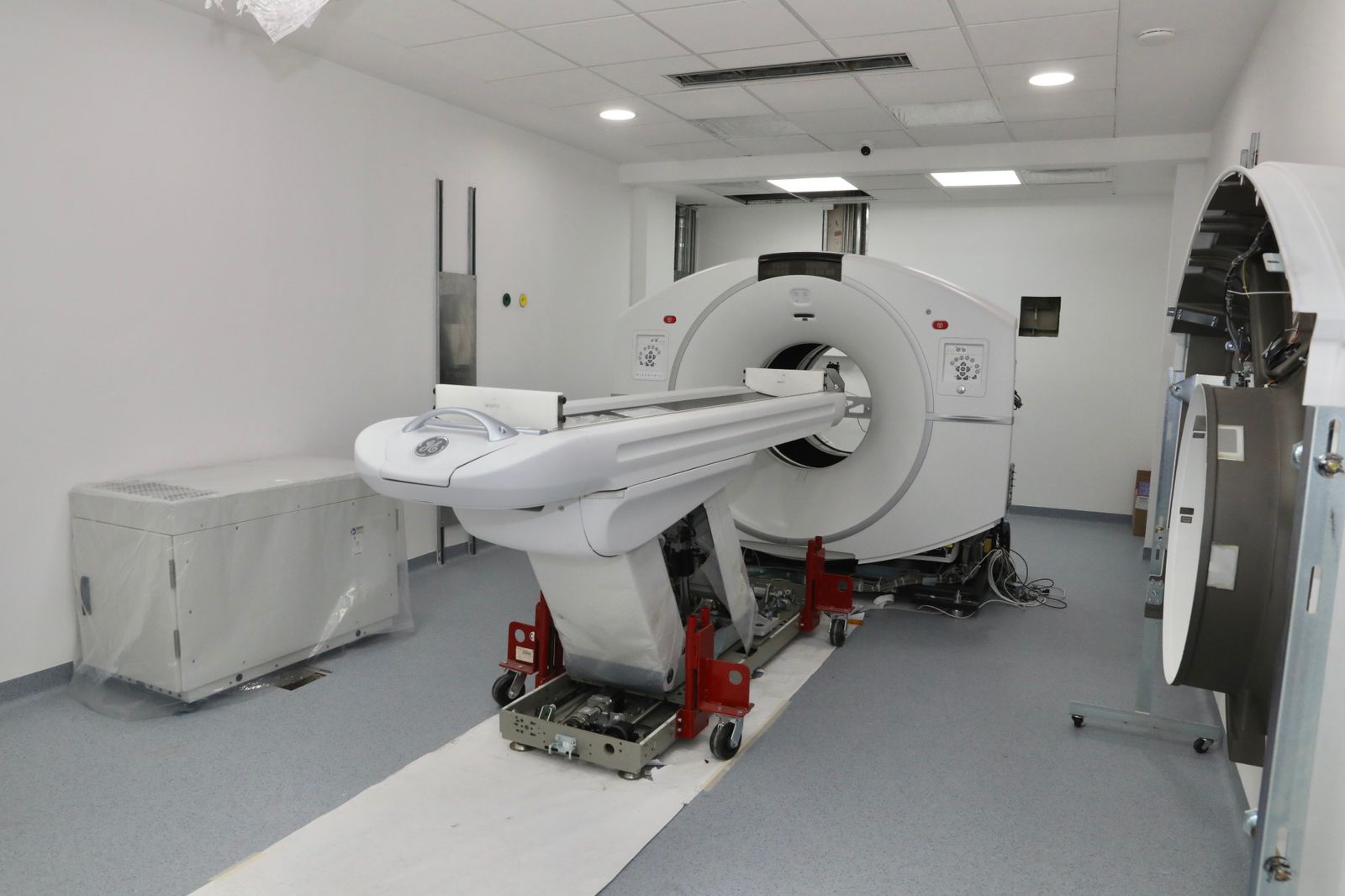 Por arrancar operaciones nuevo acelerador lineal y Pet Scan en Michoacán