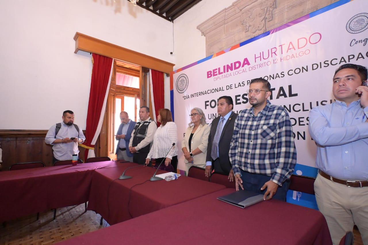 Busca Conrado Paz reivindicar derechos de los pueblos originarios de Michoacán