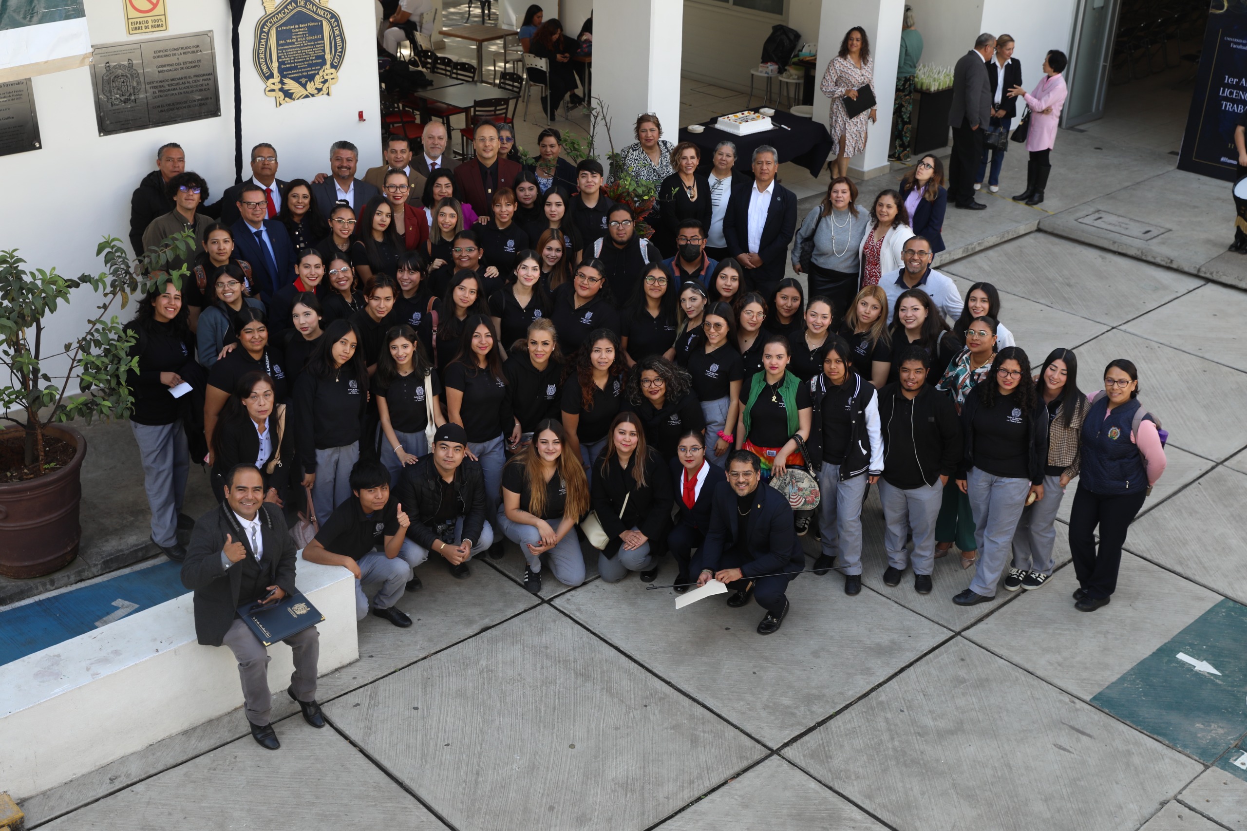 Un éxito la apertura de la Licenciatura en Trabajo Social; Rectora asiste a la conmemoración del primer aniversario