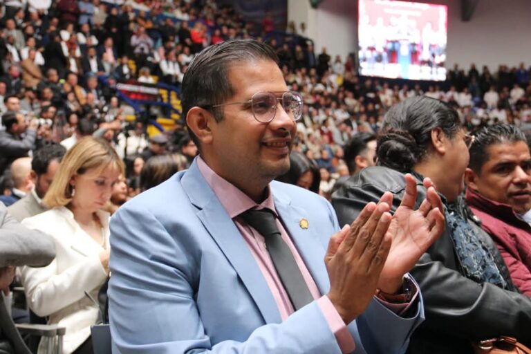 “Más y mejor educación para las y los michoacanos”, remarca Conrado Paz tras promulgación de Reforma a la UMSNH