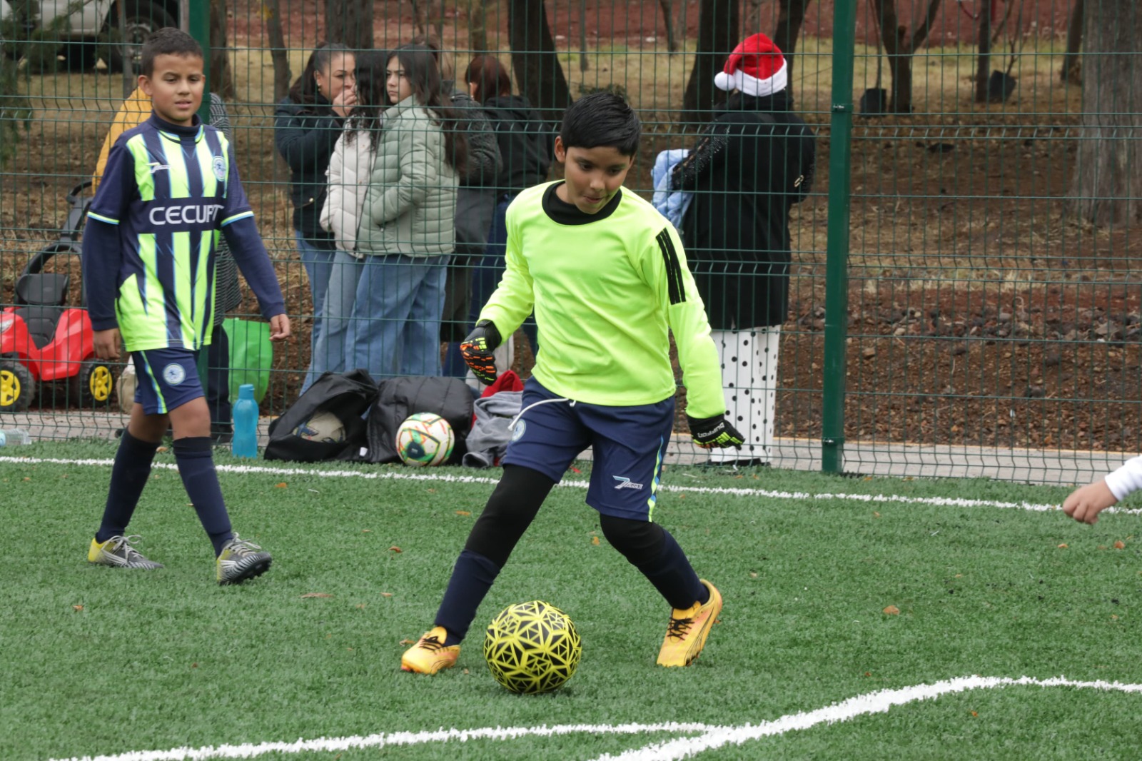 Goles por la paz; listas 16 canchas futboleras: SCOP