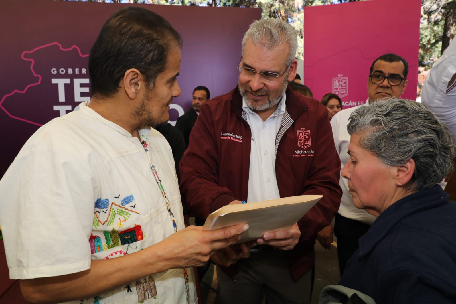 En audiencia pública de ARB en Pátzcuaro crecen peticiones de vivienda y educación