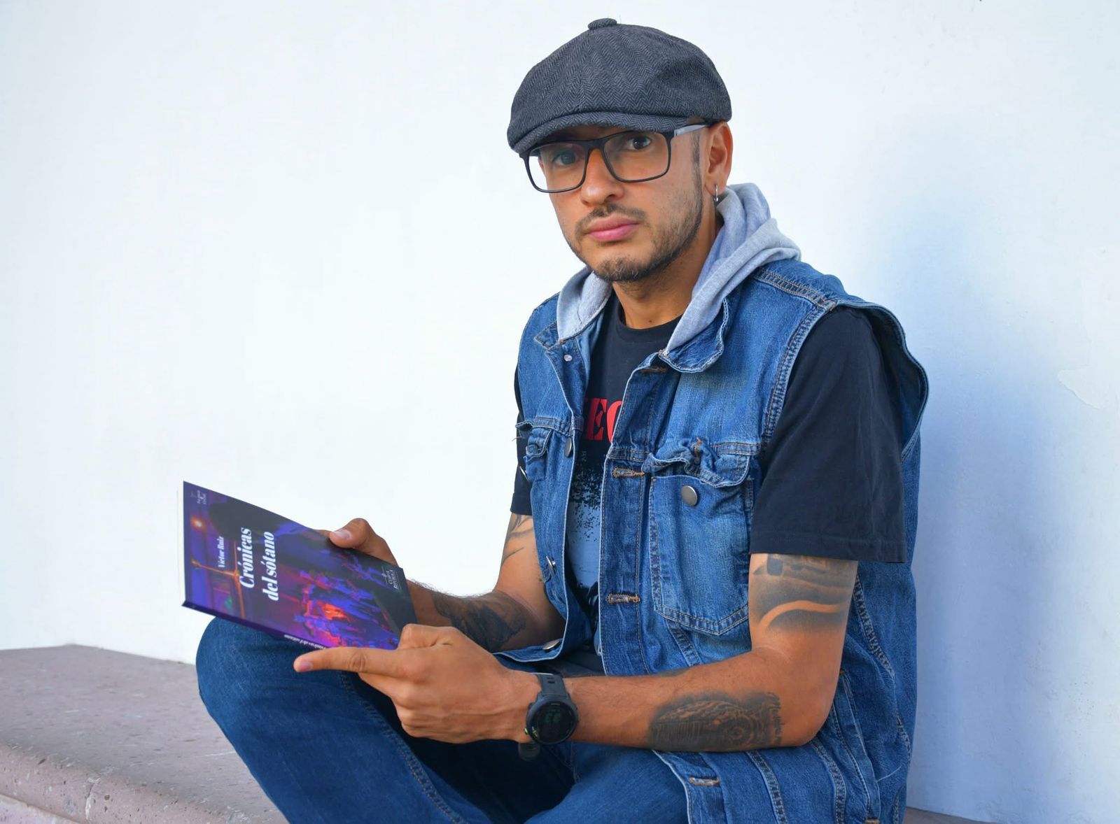 Víctor Ruíz presenta “Crónicas del Sótano”, una oda al rock desde Morelia Víctor Ruíz presenta “Crónicas del Sótano”, una oda al rock desde Morelia