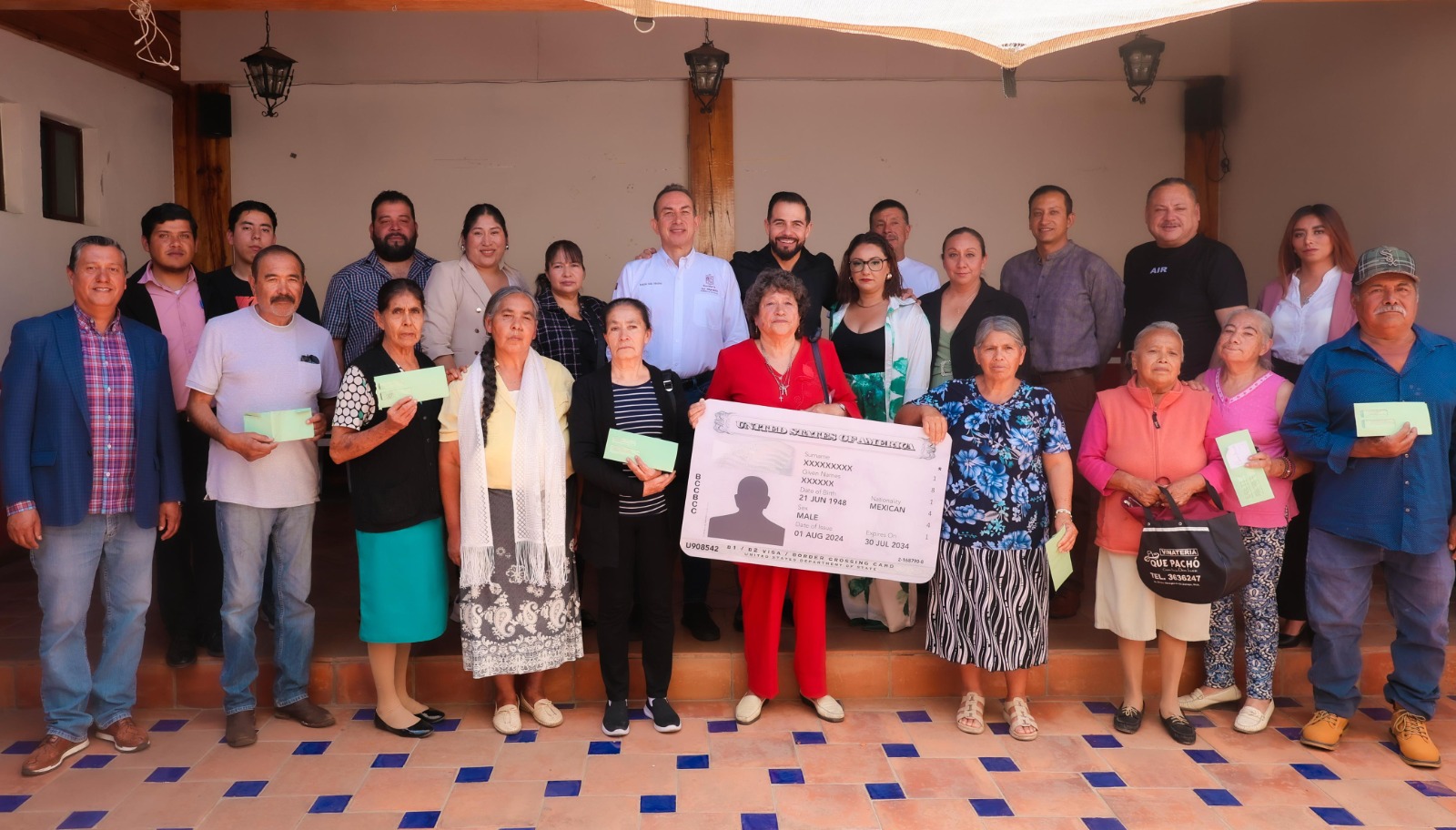 Gobierno de Michoacán facilita reencuentros familiares con la entrega de 34 visas Gobierno de Michoacán facilita reencuentros familiares con la entrega de 34 visas