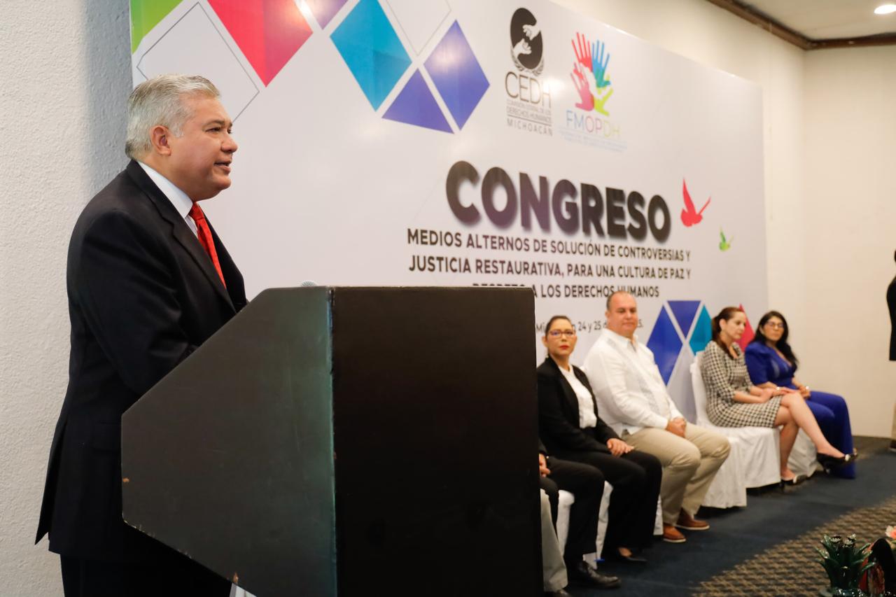 La construcción de la paz comienza desde lo individual y el respeto entre las personas, remarca Magaña de la Mora La construcción de la paz comienza desde lo individual y el respeto entre las personas, remarca Magaña de la Mora