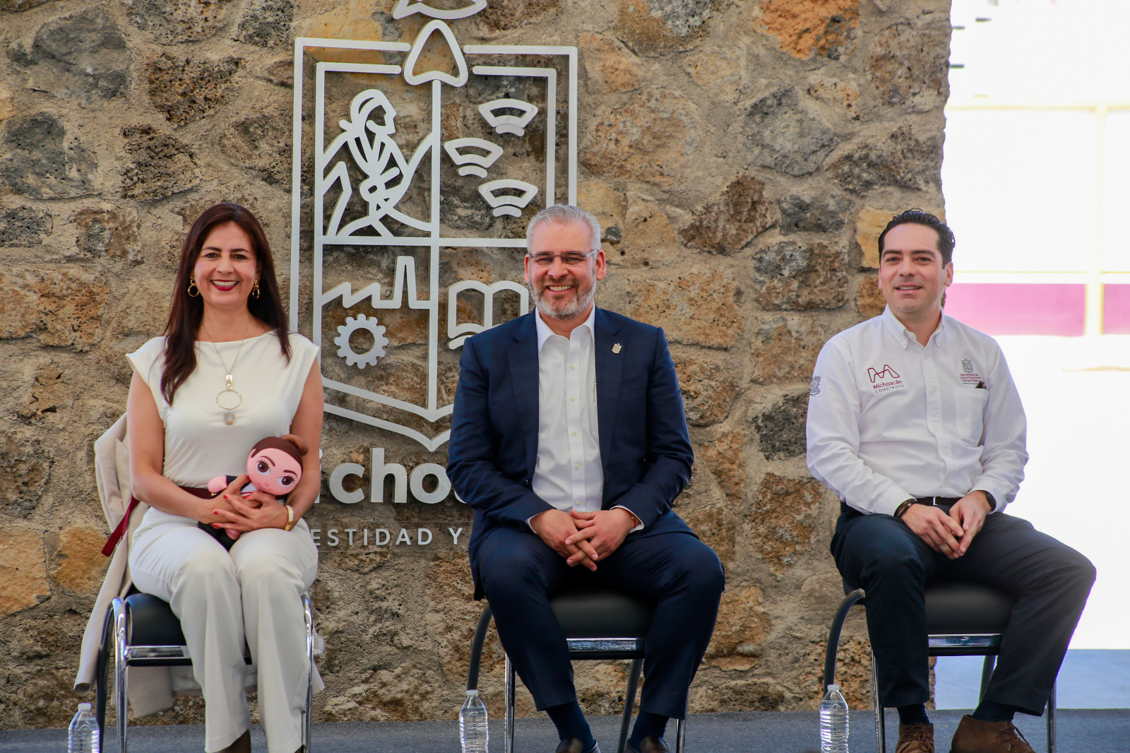 Federación y estado invierten casi 8 mil mdp en infraestructura educativa: Gabriela Molina Federación y estado invierten casi 8 mil mdp en infraestructura educativa: Gabriela Molina