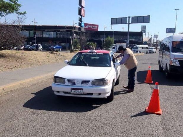 Sin nuevas concesiones para servicio de taxi ni otro tipo de transporte público: ITransporte Sin nuevas concesiones para servicio de taxi ni otro tipo de transporte público: ITransporte