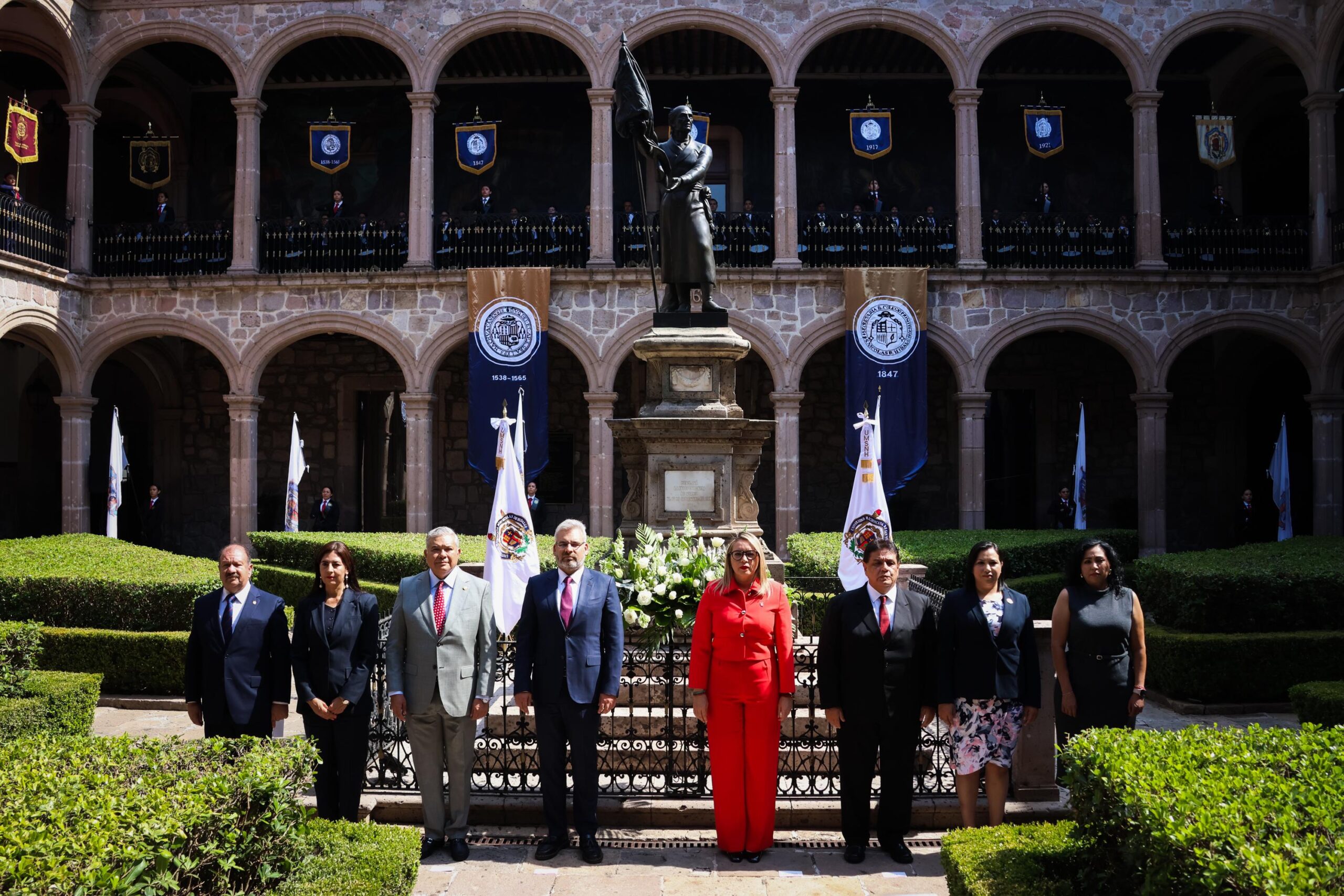 Que la formación e investigación nicolaita lleve impreso el espíritu libertador de Don Miguel Hidalgo, se pronuncia Gobernador Que la formación e investigación nicolaita lleve impreso el espíritu libertador de Don Miguel Hidalgo, se pronuncia Gobernador