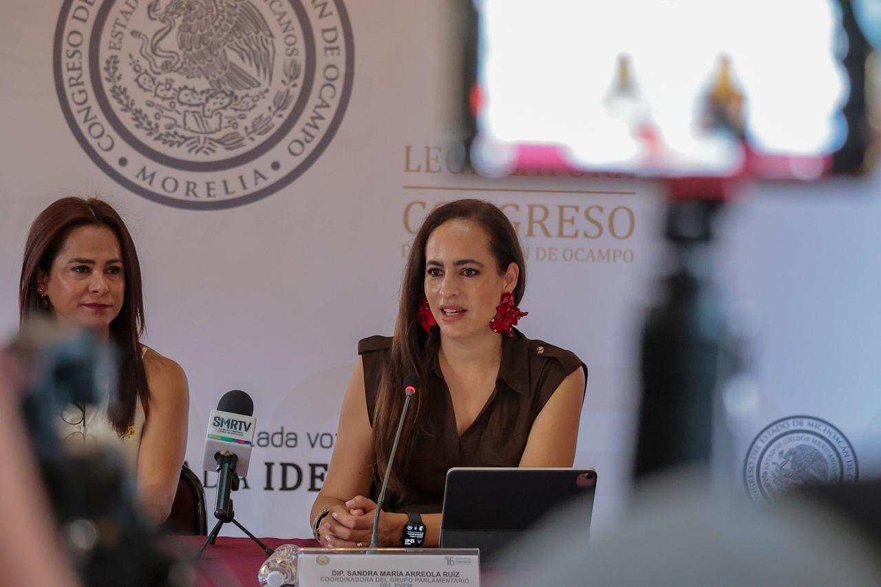 Sandra Arreola presentará iniciativa para la creación de un Consejo Consultivo de Mujeres Sandra Arreola presentará iniciativa para la creación de un Consejo Consultivo de Mujeres
