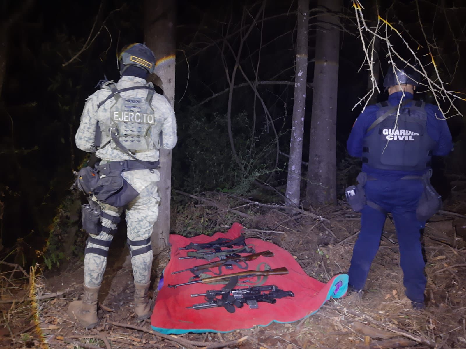 Agentes federales y estatales aseguran en Pátzcuaro 6 fusiles: SSP Agentes federales y estatales aseguran en Pátzcuaro 6 fusiles: SSP
