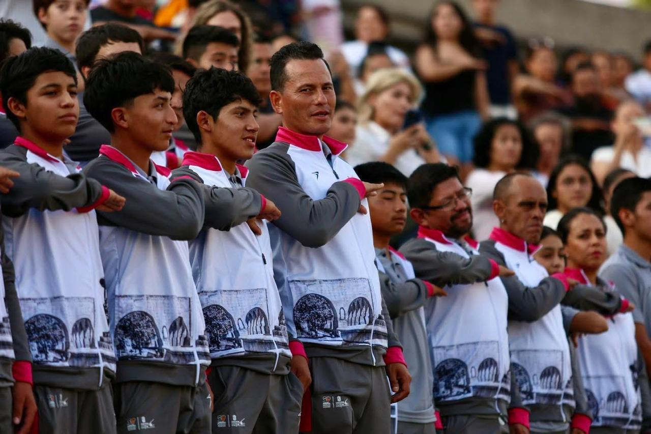 Abandera ARB a deportistas michoacanos rumbo a Olimpiada Nacional 2025