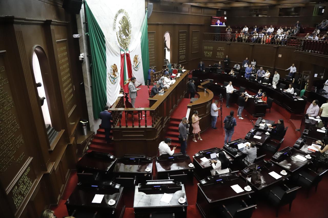 No más abusos por parte de servidores públicos: 76 Legislatura No más abusos por parte de servidores públicos: 76 Legislatura