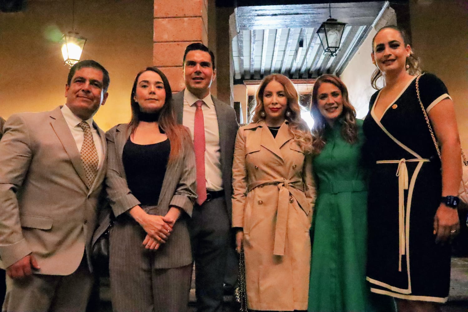 Colegio de Notarios de Michoacán, pilar fundamental del Estado de Derecho: Belinda Hurtado, tras entrega de condecoración Colegio de Notarios de Michoacán, pilar fundamental del Estado de Derecho: Belinda Hurtado, tras entrega de condecoración