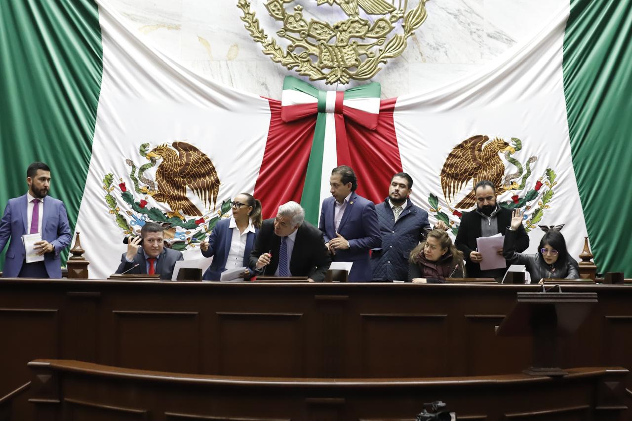 Con Mesa Directiva saliente se cierra primer ciclo con alta productividad en el Congreso del Estado Con Mesa Directiva saliente se cierra primer ciclo con alta productividad en el Congreso del Estado