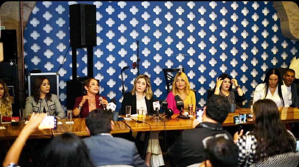 Se separa Brissa Arroyo de la coordinación del GPPRD y a la fracción perredista