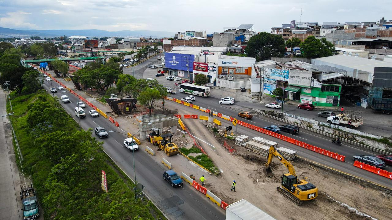 Supervisa ARB construcción del distribuidor vial Eréndira; registra 27 % de avance Supervisa ARB construcción del distribuidor vial Eréndira; registra 27 % de avance