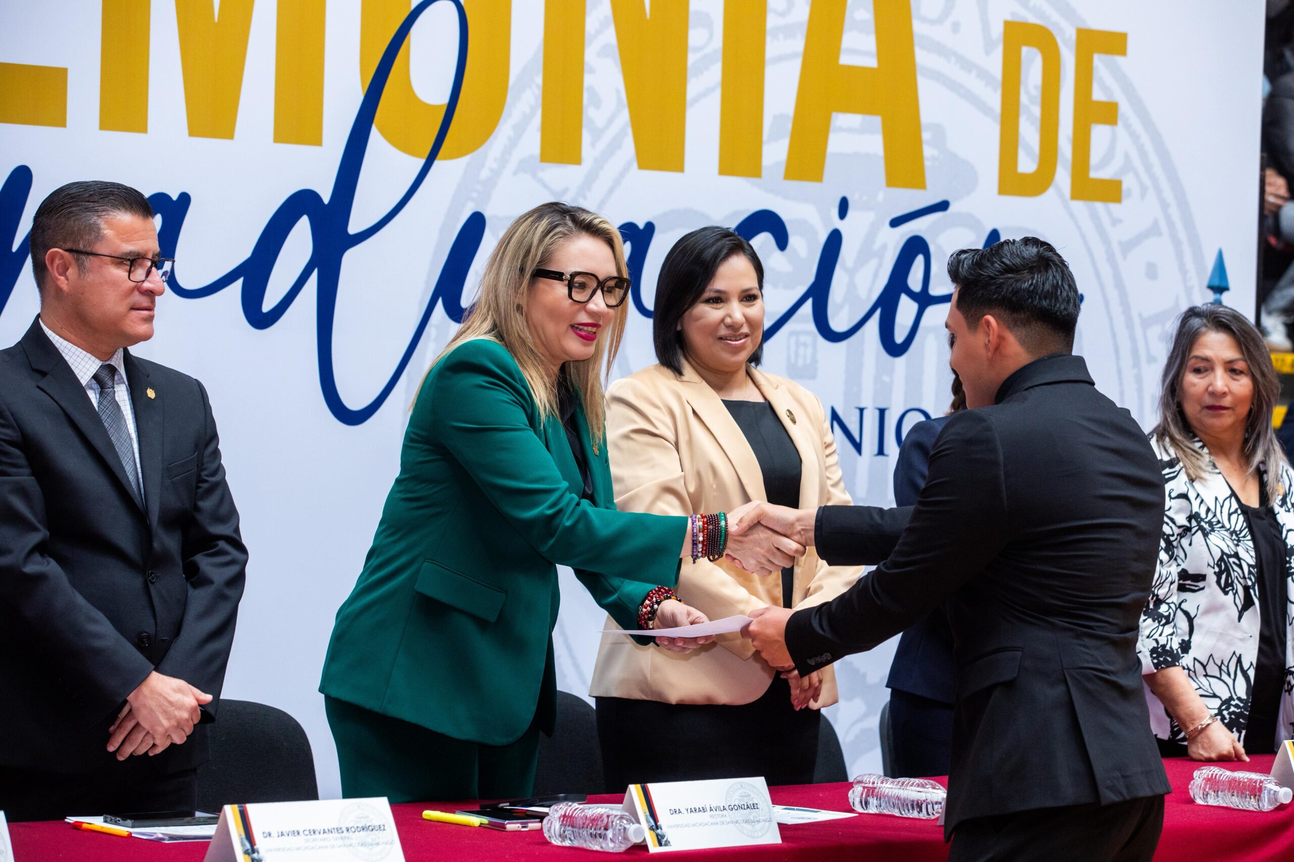 Pase por Excelencia Académica beneficio directo para las y los estudiantes del Bachillerato Nicolaita Pase por Excelencia Académica beneficio directo para las y los estudiantes del Bachillerato Nicolaita