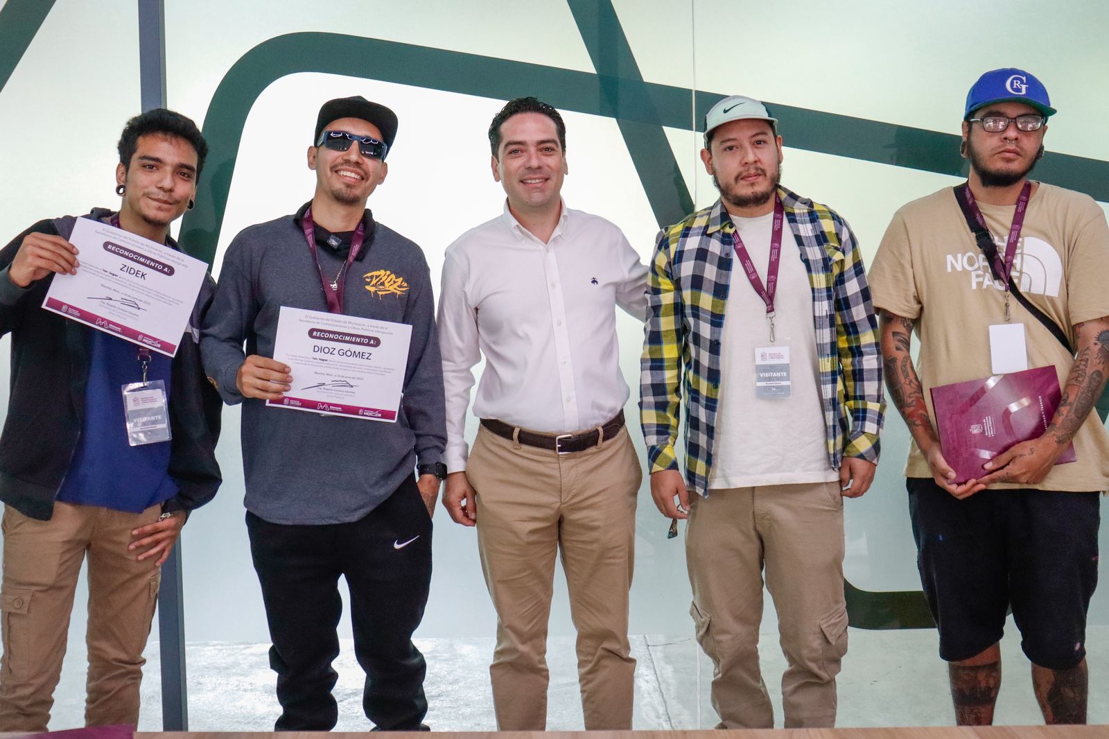 Paso Catrinas se viste de arte, SCOP entrega reconocimientos a artistas urbanos Paso Catrinas se viste de arte, SCOP entrega reconocimientos a artistas urbanos