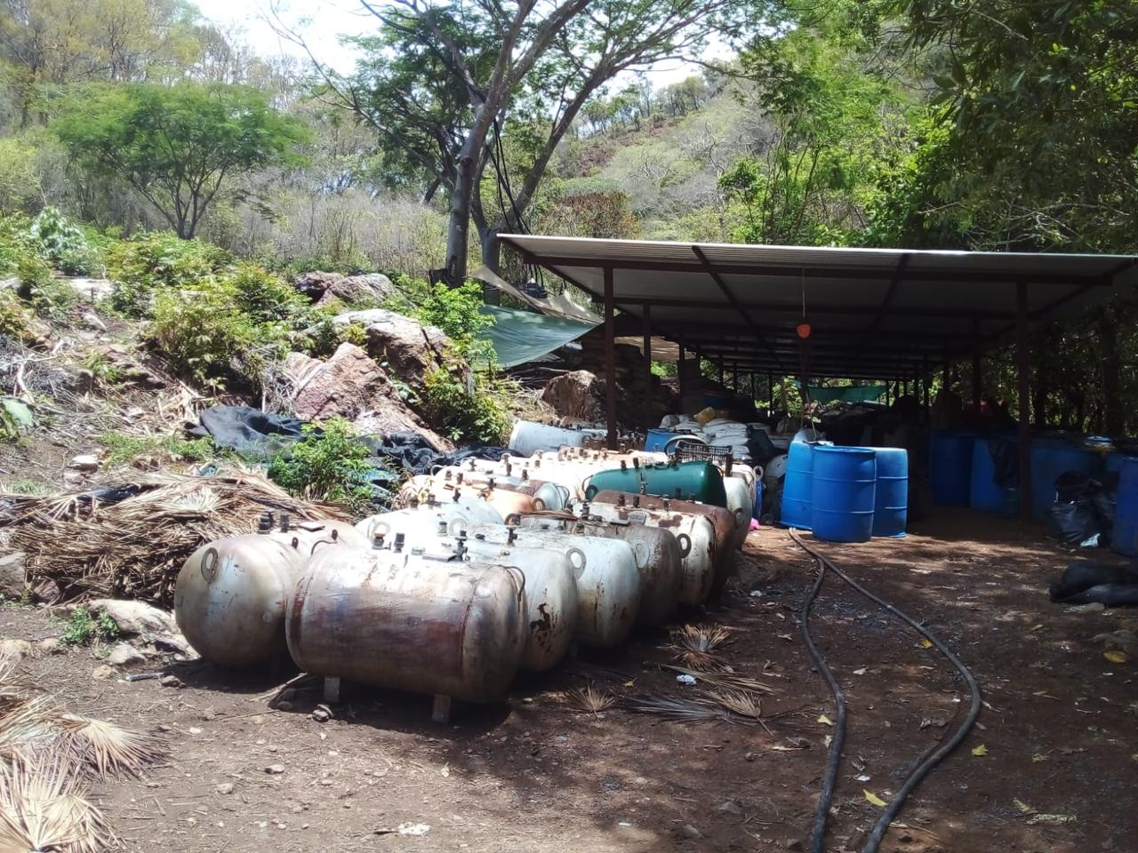 Asegurados 843 kg de drogas en laboratorio clandestino de Aquila: SSP Asegurados 843 kg de drogas en laboratorio clandestino de Aquila: SSP