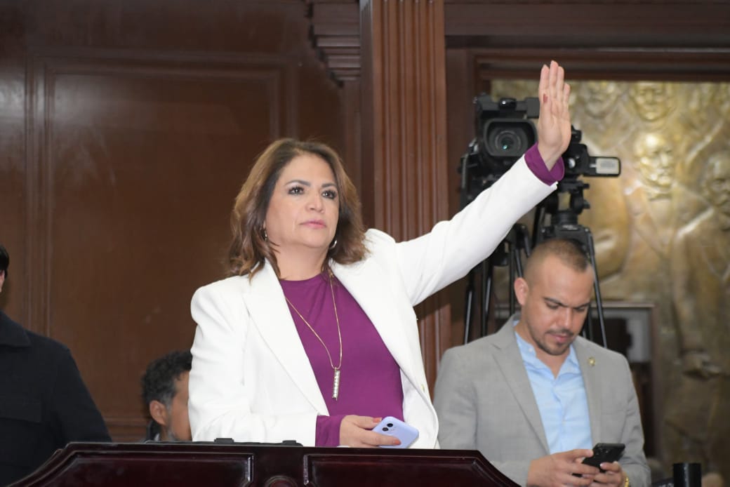 A parlamento abierto la alternancia de género: Fabiola Alanís A parlamento abierto la alternancia de género: Fabiola Alanís