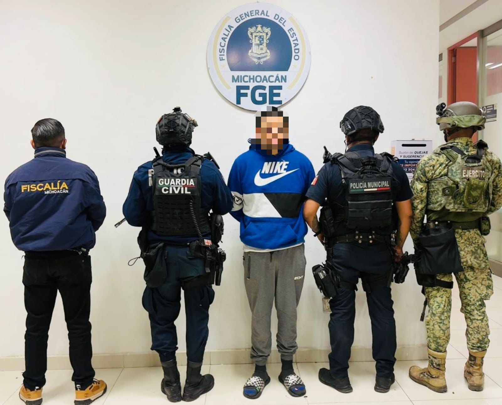 Detenido hombre con orden de aprehensión por homicidio calificado en Jacona: SSP