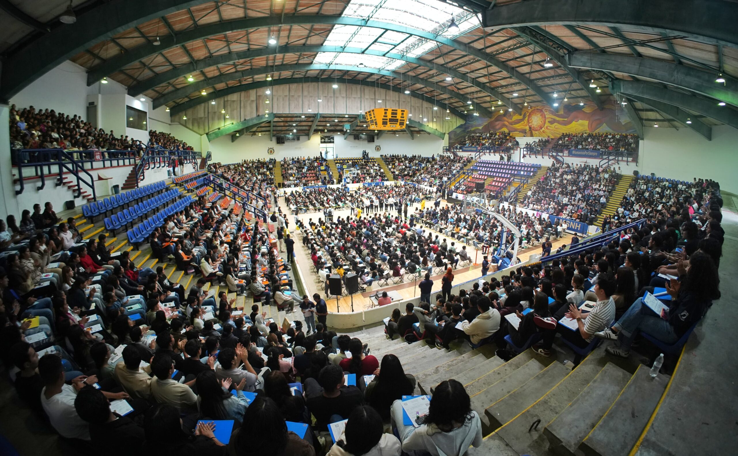 Será un proceso de ingreso justo, señala Yarabí Ávila ante más de dos mil 400 aspirantes Será un proceso de ingreso justo, señala Yarabí Ávila ante más de dos mil 400 aspirantes