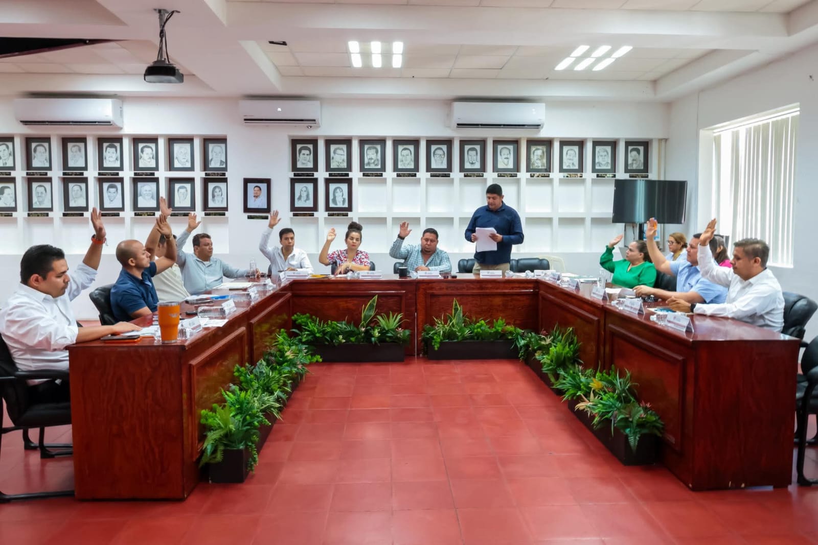 Aprueban recinto para 1er. informe de Gobierno en Lázaro Cárdenas Aprueban recinto para 1er. informe de Gobierno en Lázaro Cárdenas